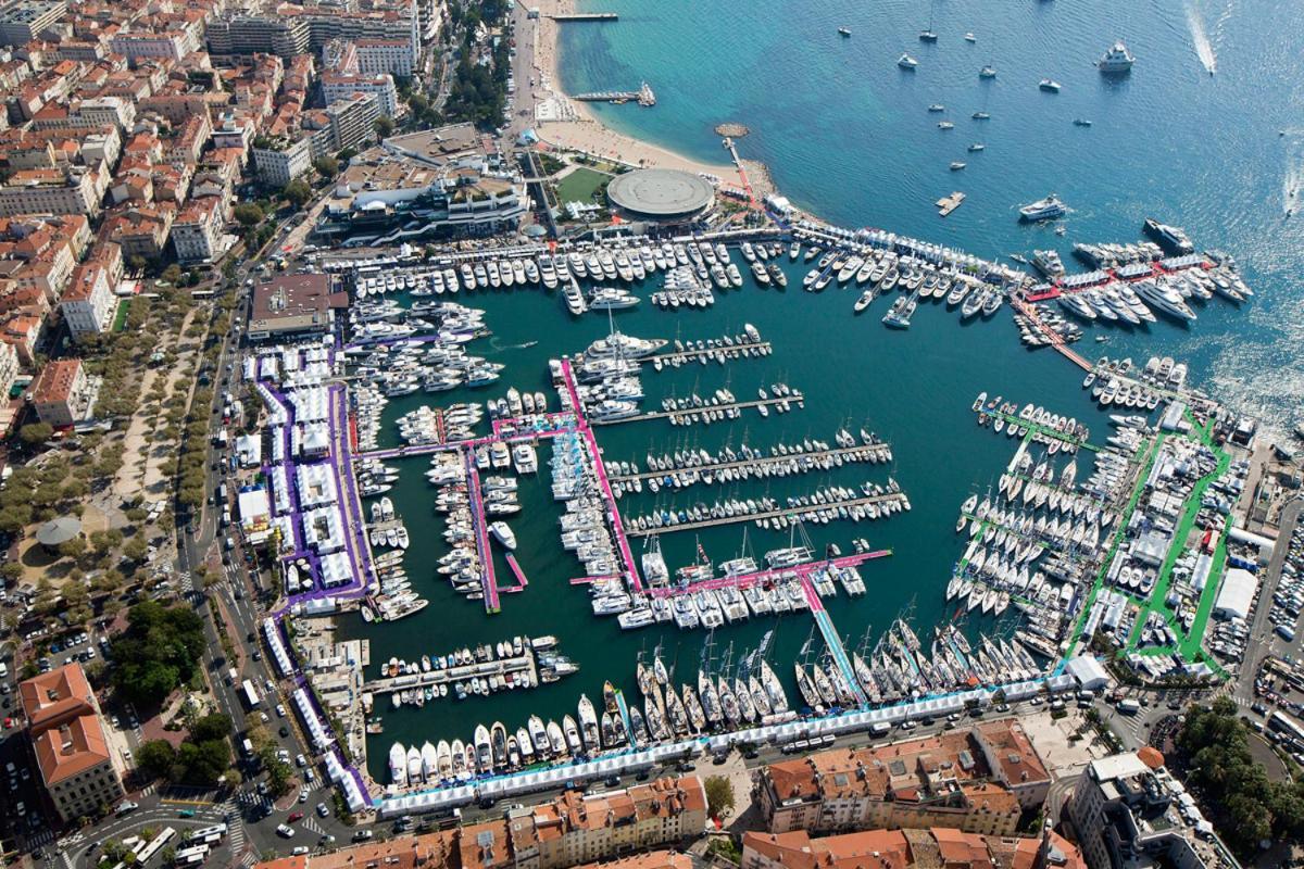 Romantic And New Apartment In The Famous Rue Meynadier In The Supercentre Of Cannes Extérieur photo